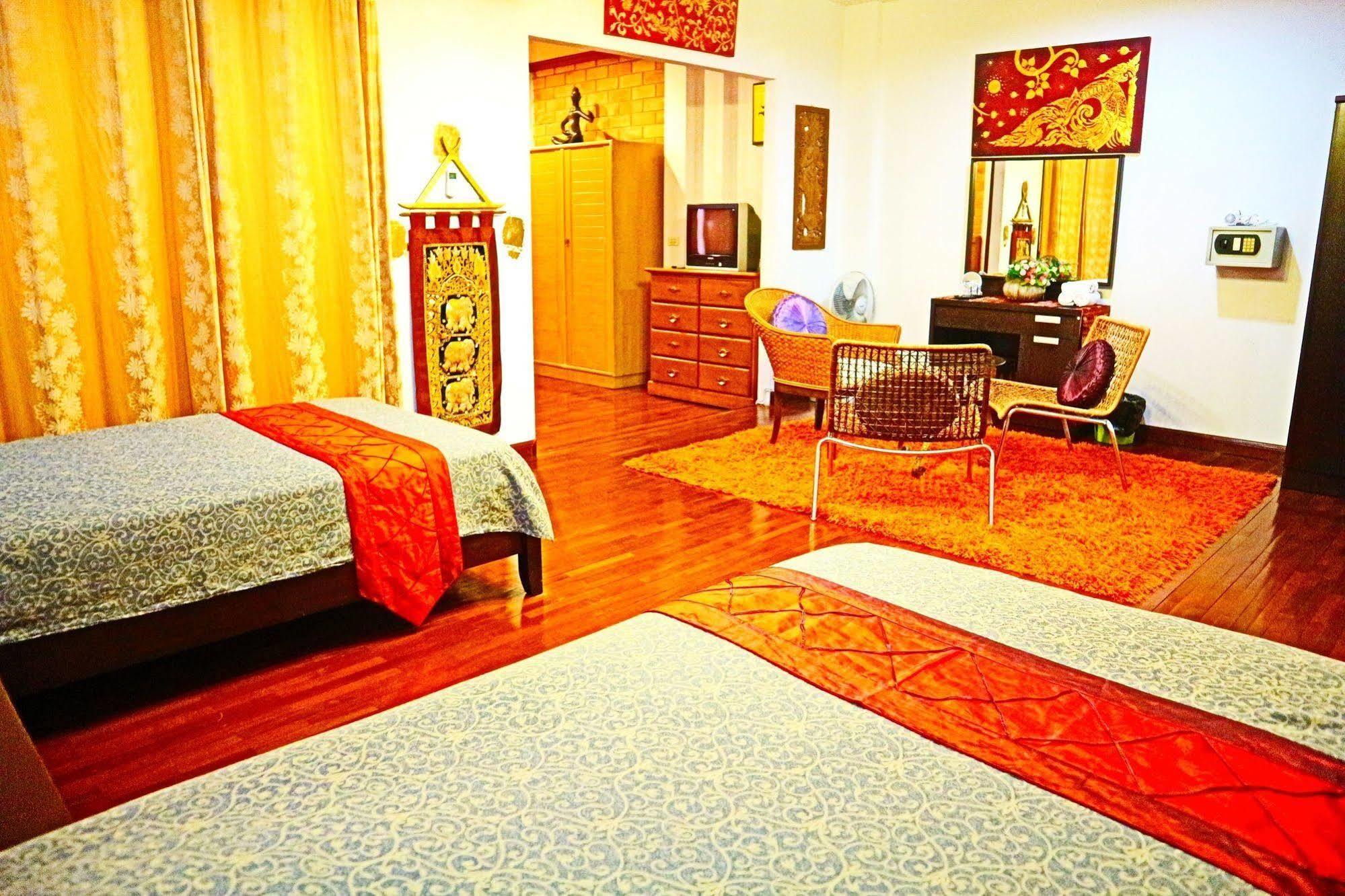 Mirrisa Nimman Hotel Csiangmaj Kültér fotó